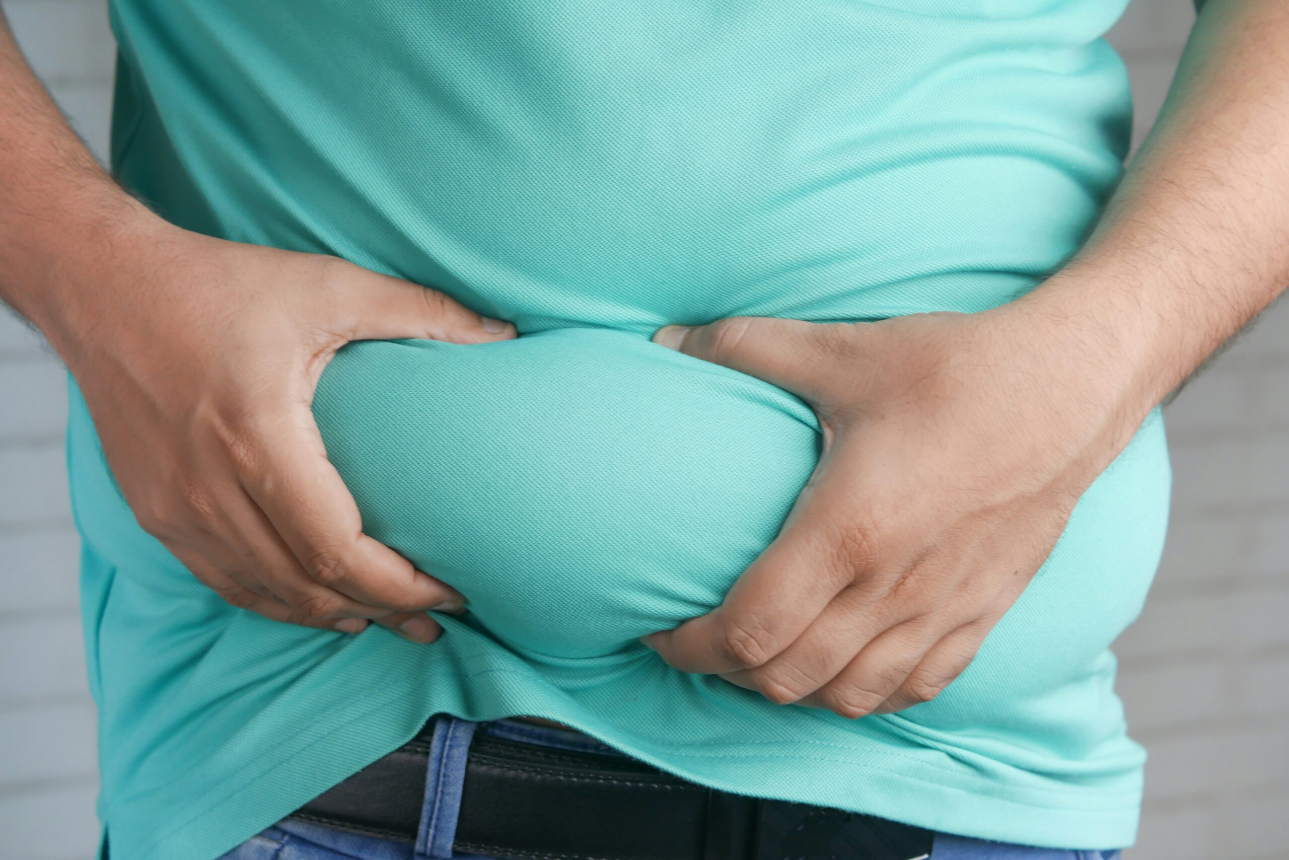a person with a big belly that would be gone if 16:8 fasting /16 8 fasting was used